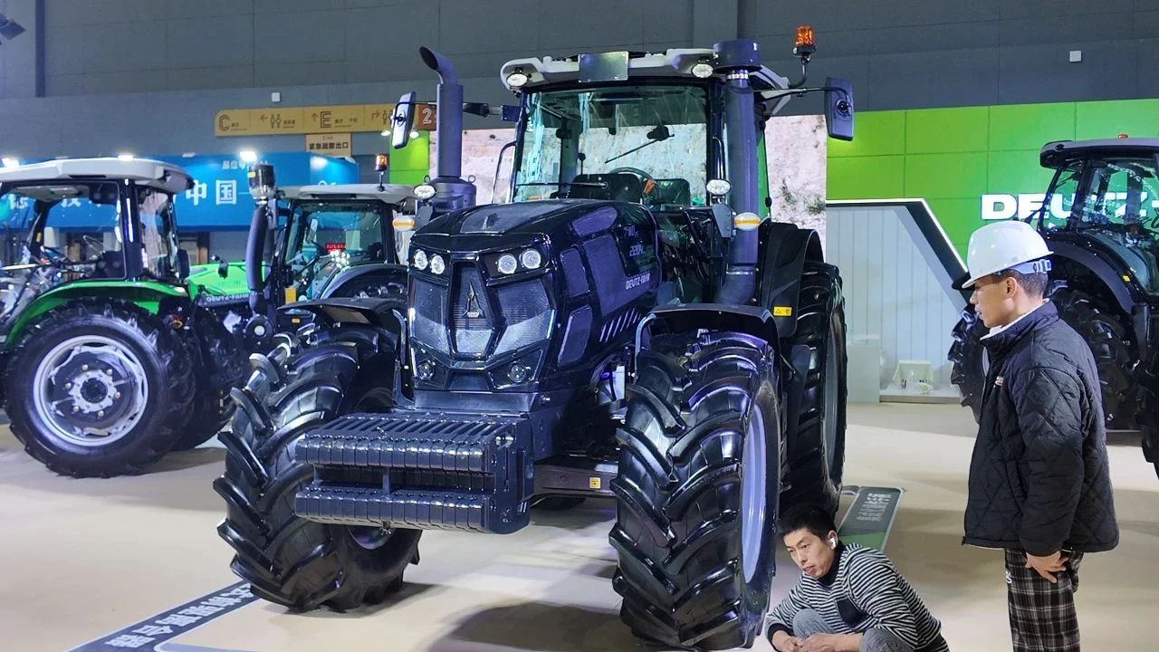 b4bc68ad1c784aa22be623a43836f595